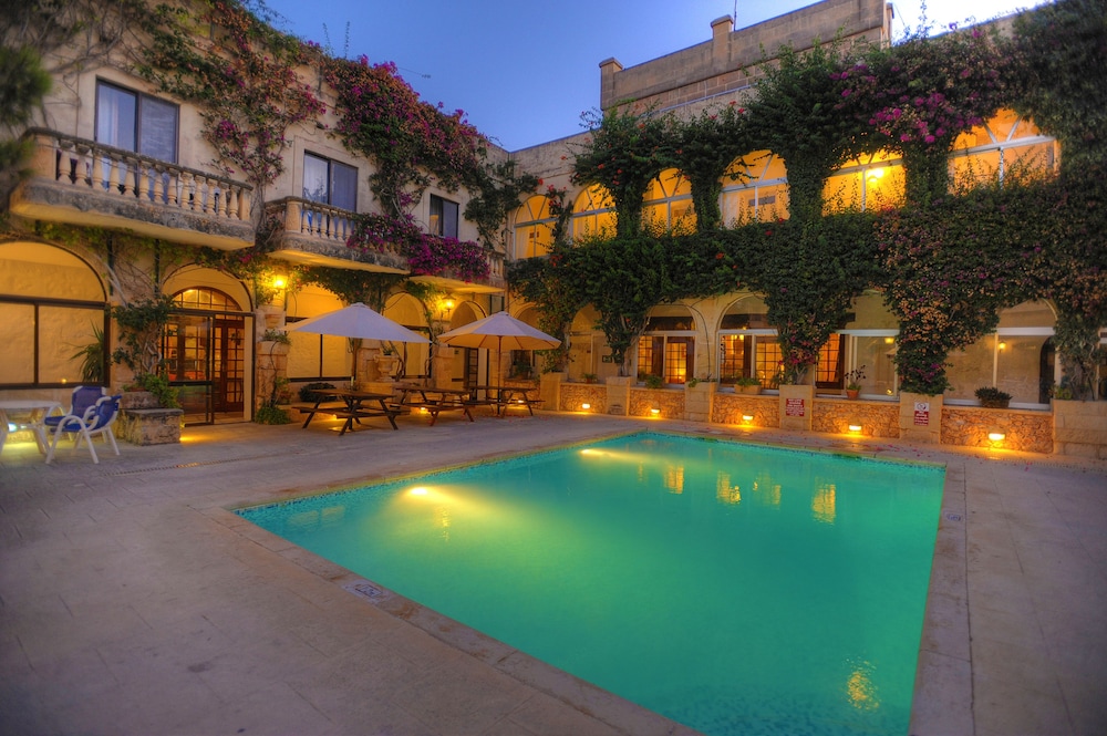 Cornucopia Hotel by null