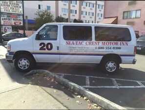 Airport shuttle - Sea-Tac Crest Motor Inn (SeaTac)