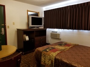 Room - Sea-Tac Crest Motor Inn (SeaTac)