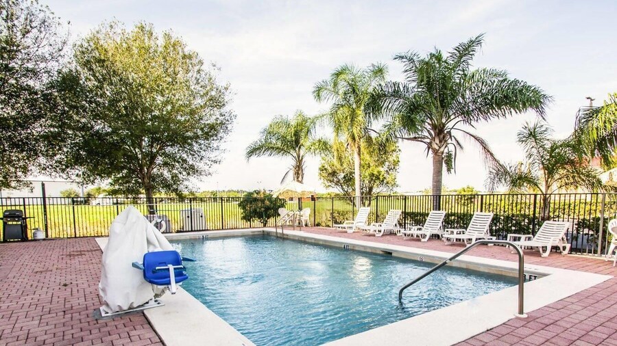 Sleep Inn Fort Pierce I-95