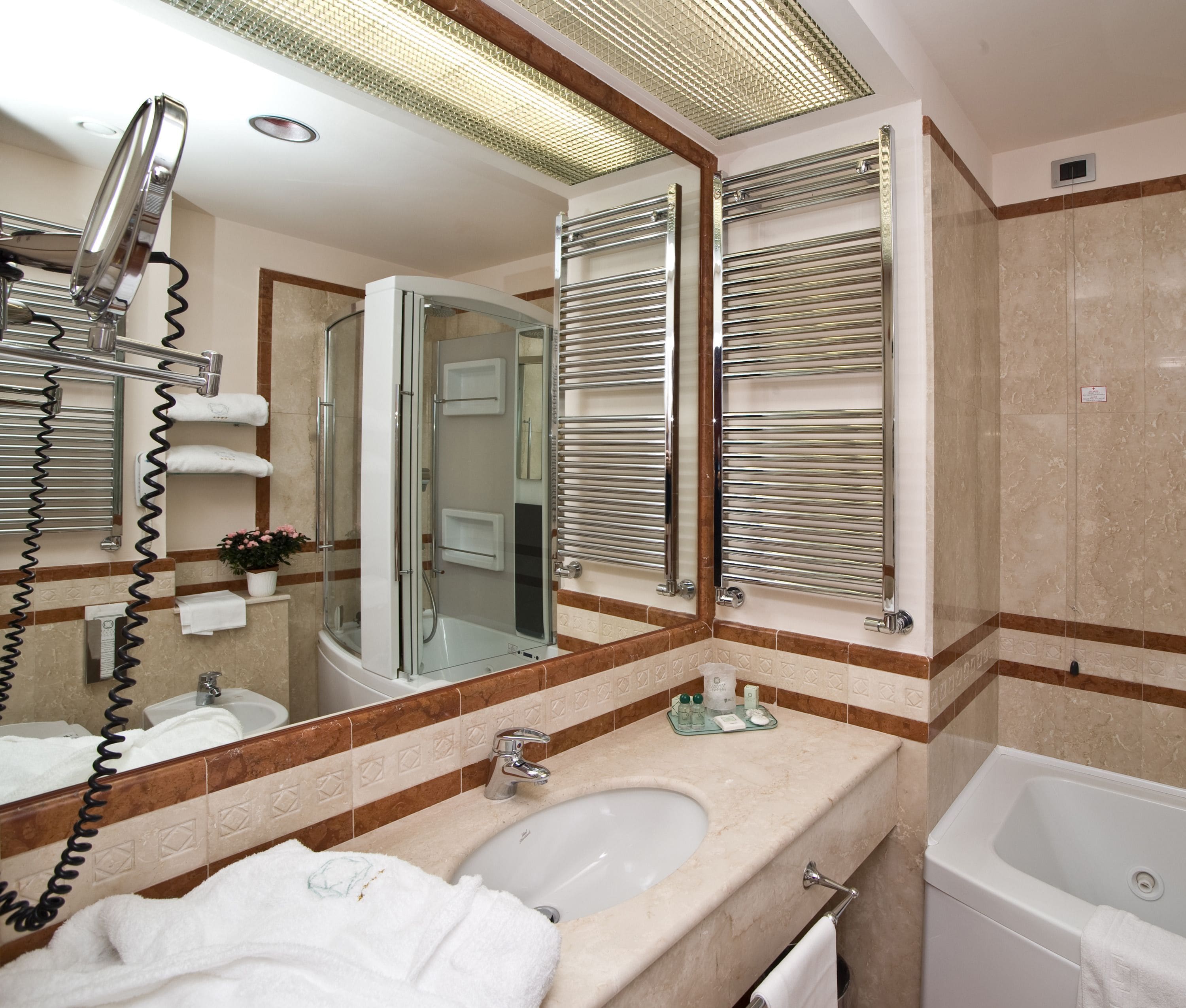 superior double or twin room | bathroom | eco-friendly toiletries, hair dryer, bidet, towels
