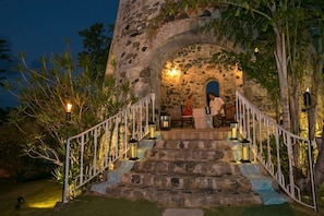 3 restaurants, spécialités Cuisine des Caraïbes