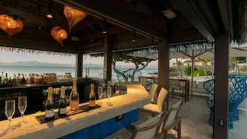 Beach bar
