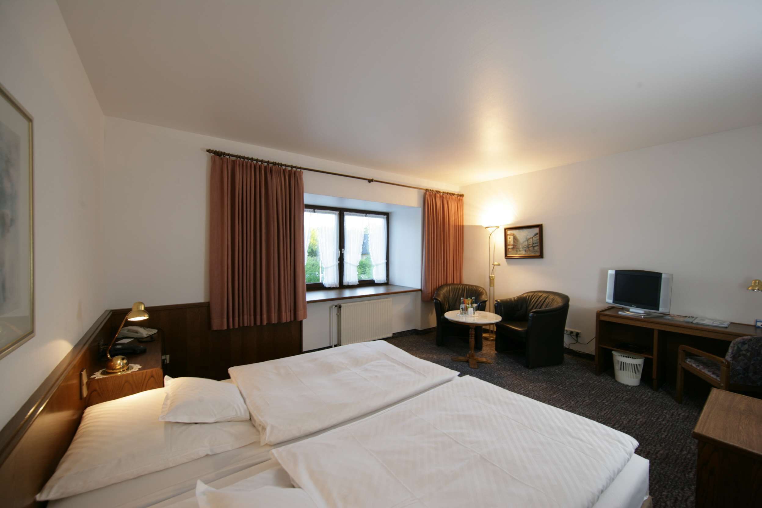 deluxe double room | premium bedding, minibar, desk, iron/ironing board