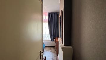 雙人房, 1 張標準雙人床 (Double Room, Balcony) | 客房內保險箱、免費無線上網、床單