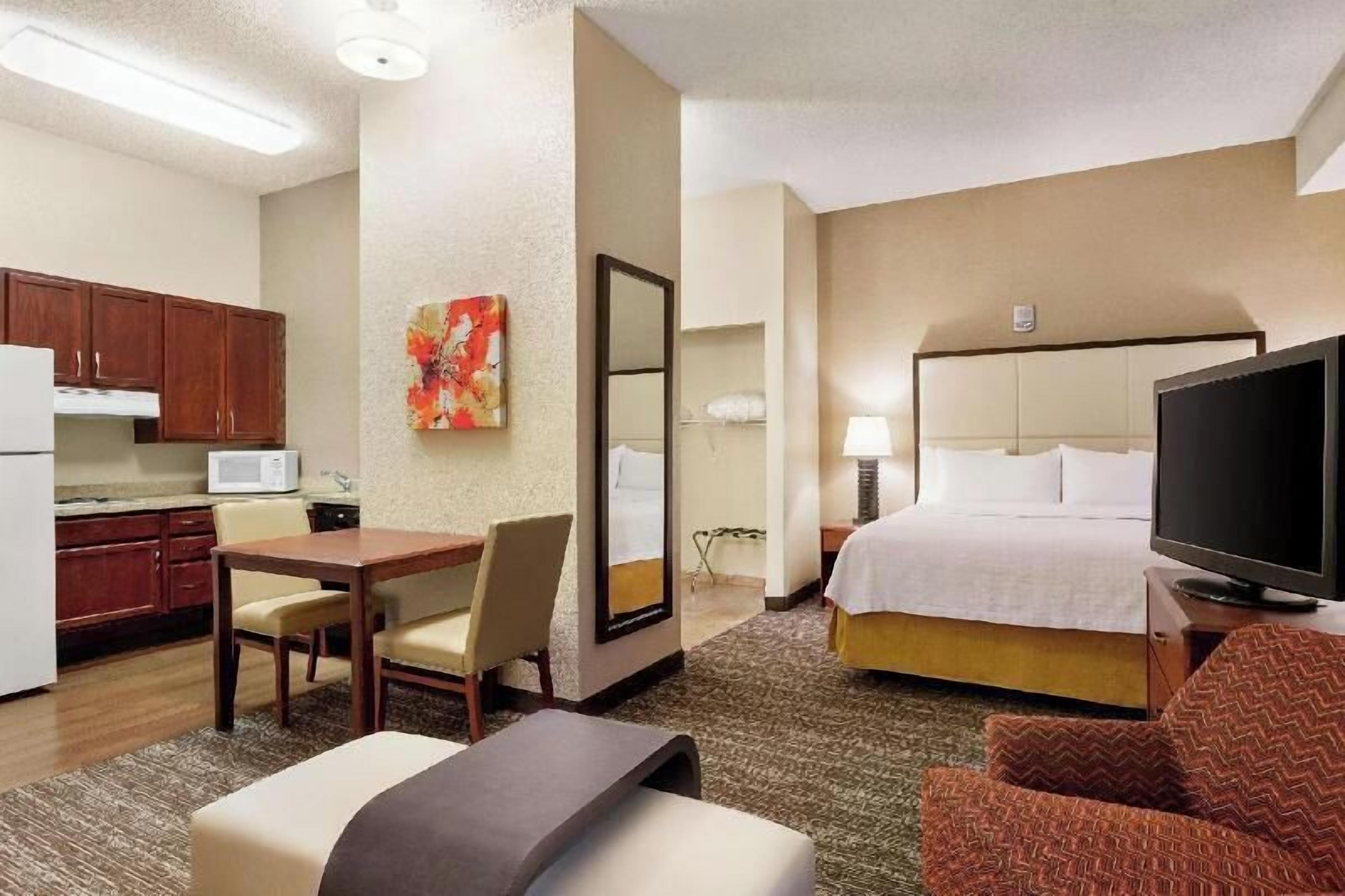 In-room safe, desk, iron/ironing board, free cribs/infant beds