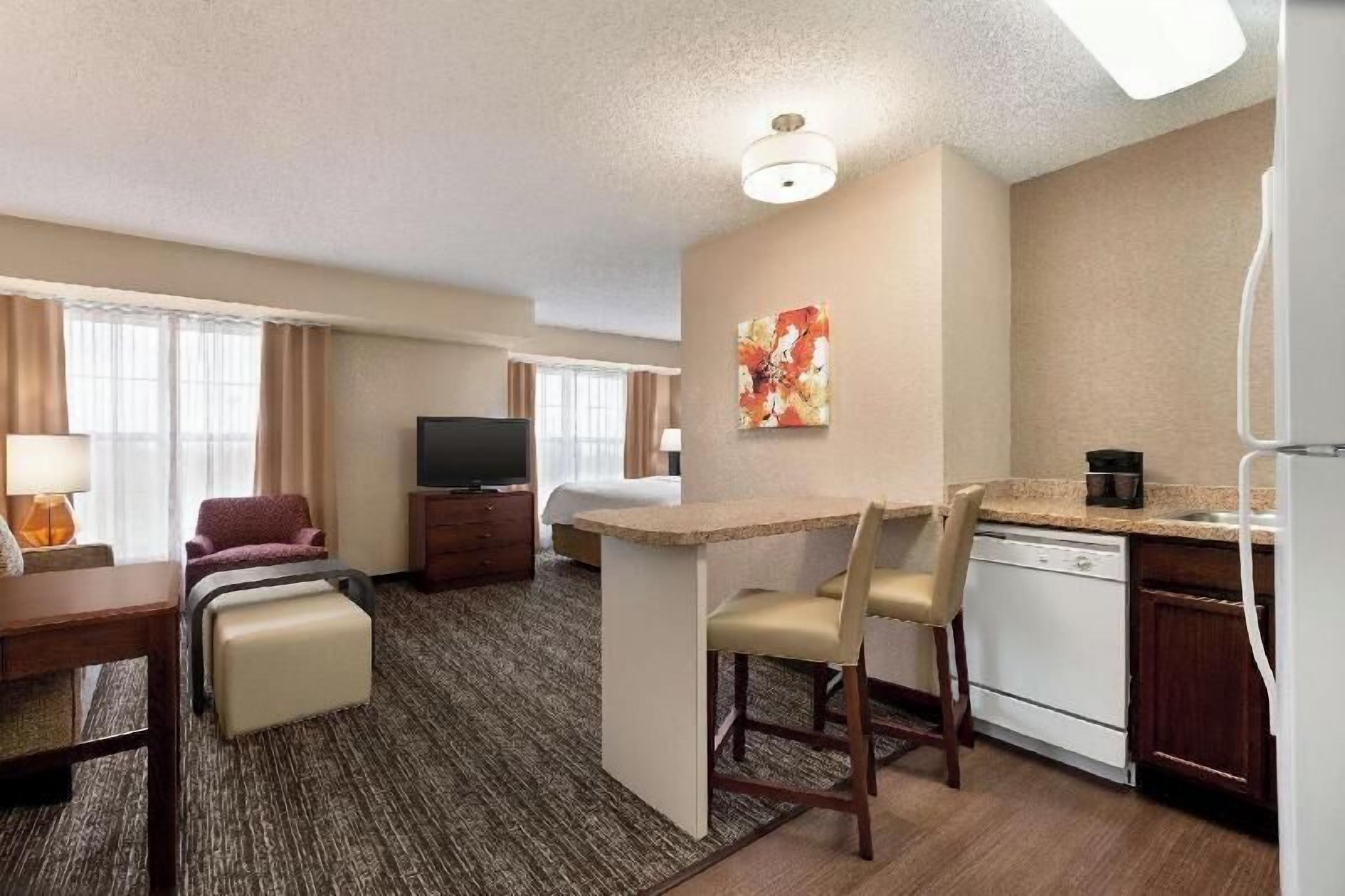 In-room safe, desk, iron/ironing board, free cribs/infant beds