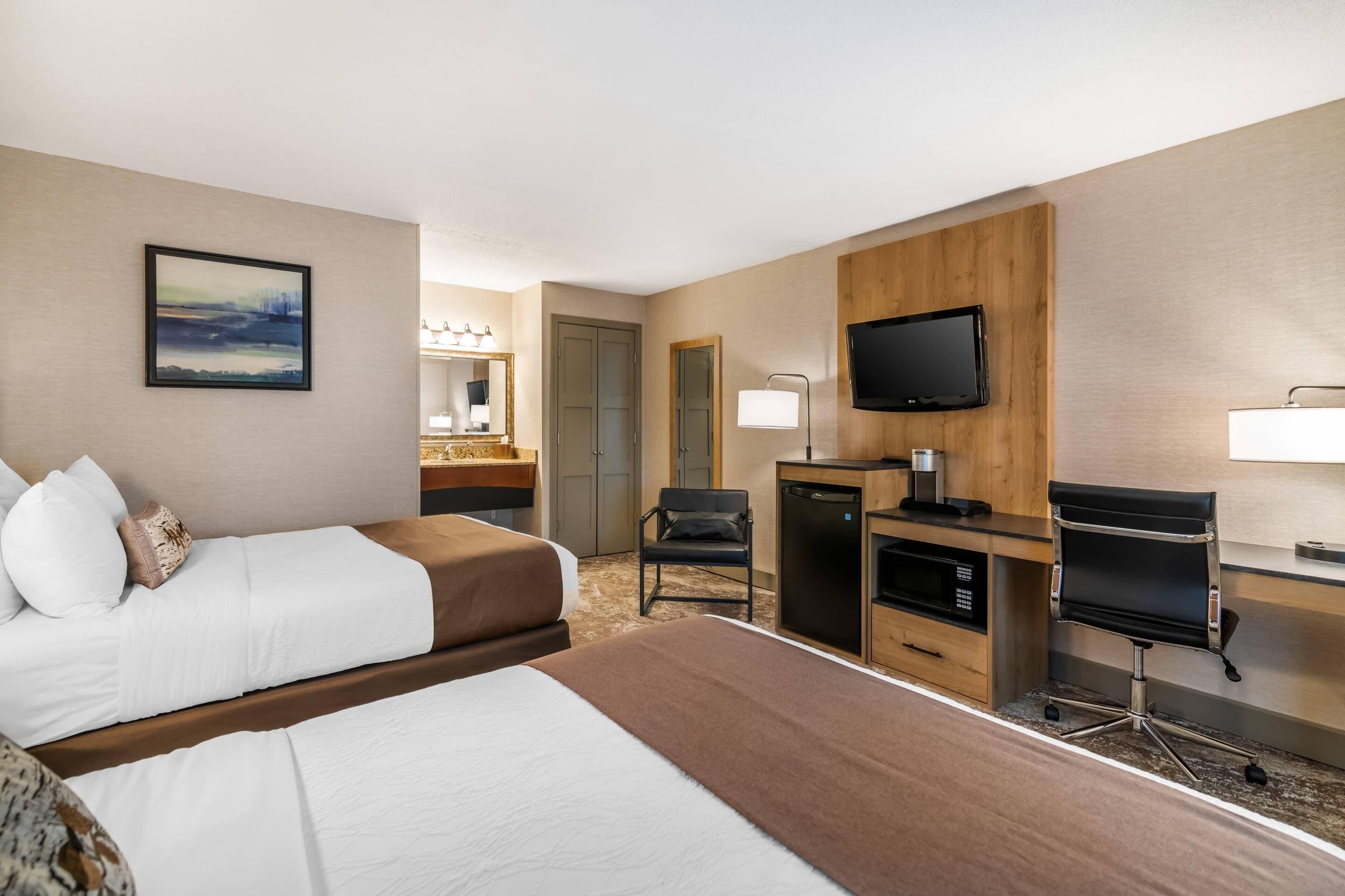 Standard-Doppelzimmer, 2 Doppelbetten, Nichtraucher | Allergikerbettwaren, Schreibtisch, laptopgeeigneter Arbeitsplatz