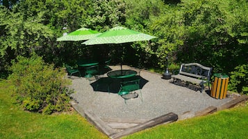 BBQ/picnic area