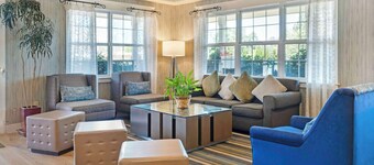 Best Western Cedar Inn & Suites