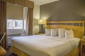 Standard Room, 1 King Bed | Desk, iron/ironing board, free WiFi, bed sheets - Hudson River Hotel (New York)