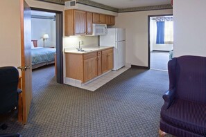 Suite, 2 Bedrooms, Non Smoking | Hypo-allergenic bedding, desk, iron/ironing board