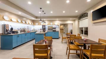 Free buffet breakfast