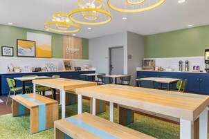 Desayuno buffet incluido todos los días 