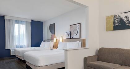 Spark by Hilton Indianapolis Northeast Fishers