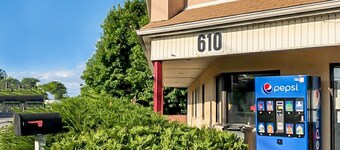 OYO Hotel Edison NJ Route 1