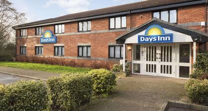 Days Inn by Wyndham Michaelwood M5