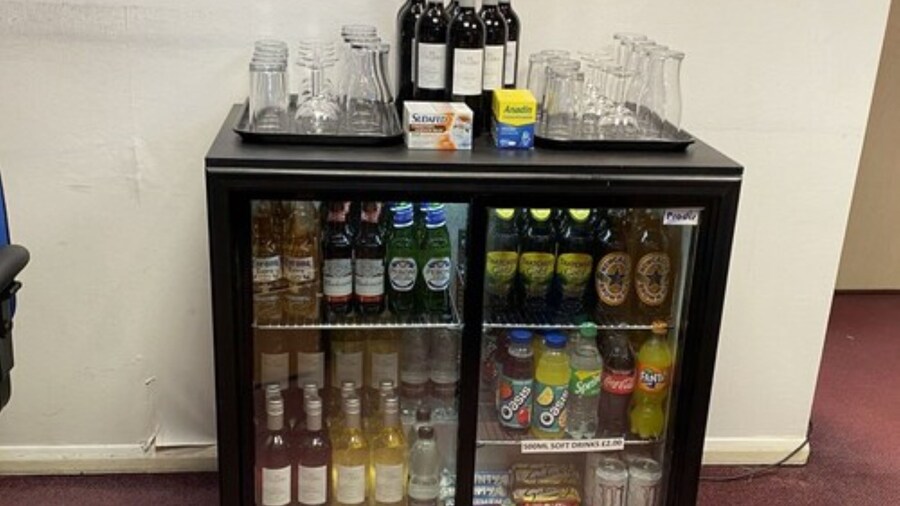 Days Inn by Wyndham Michaelwood M5