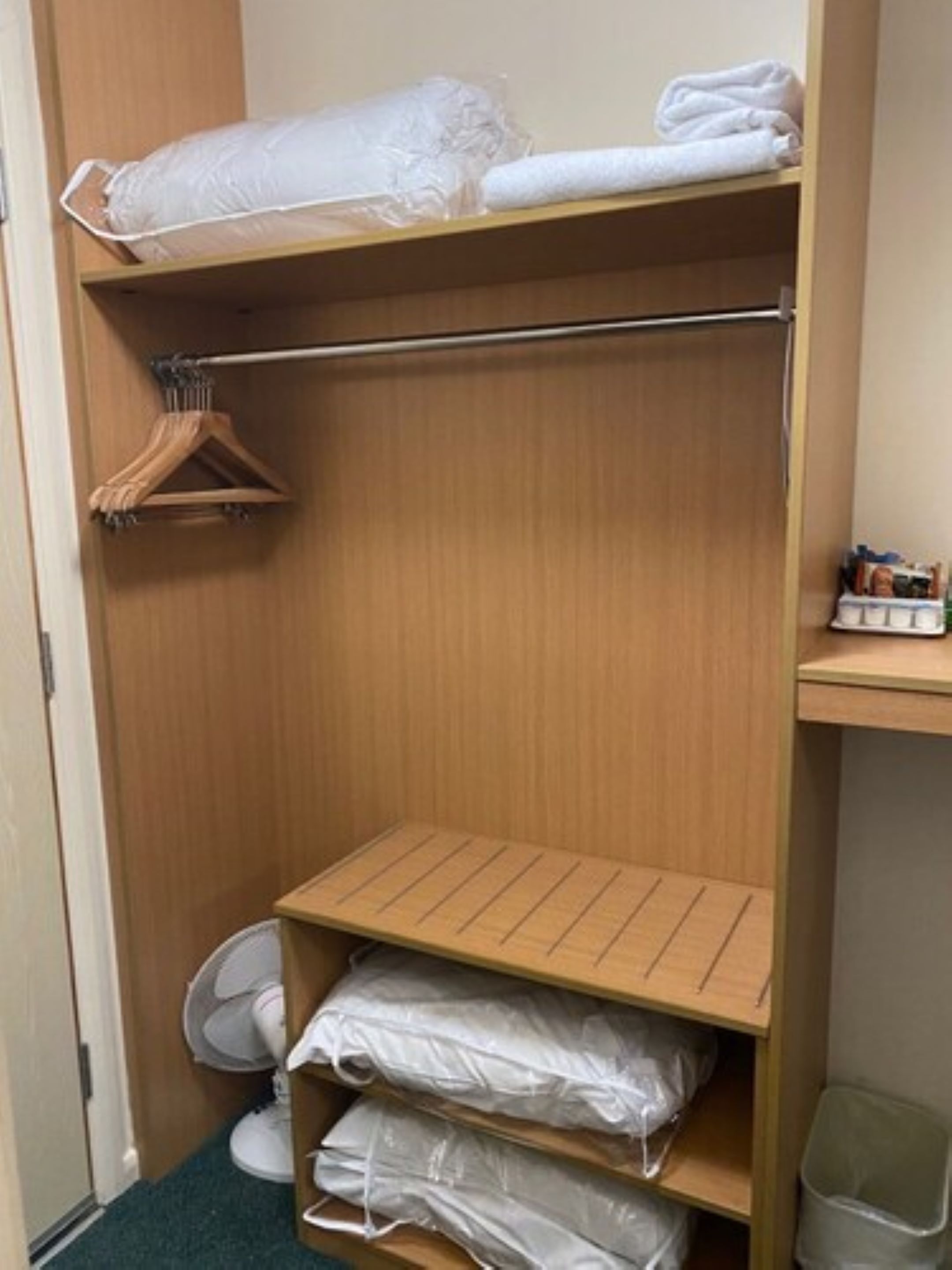 desk, iron/ironing board, free wifi, bed sheets