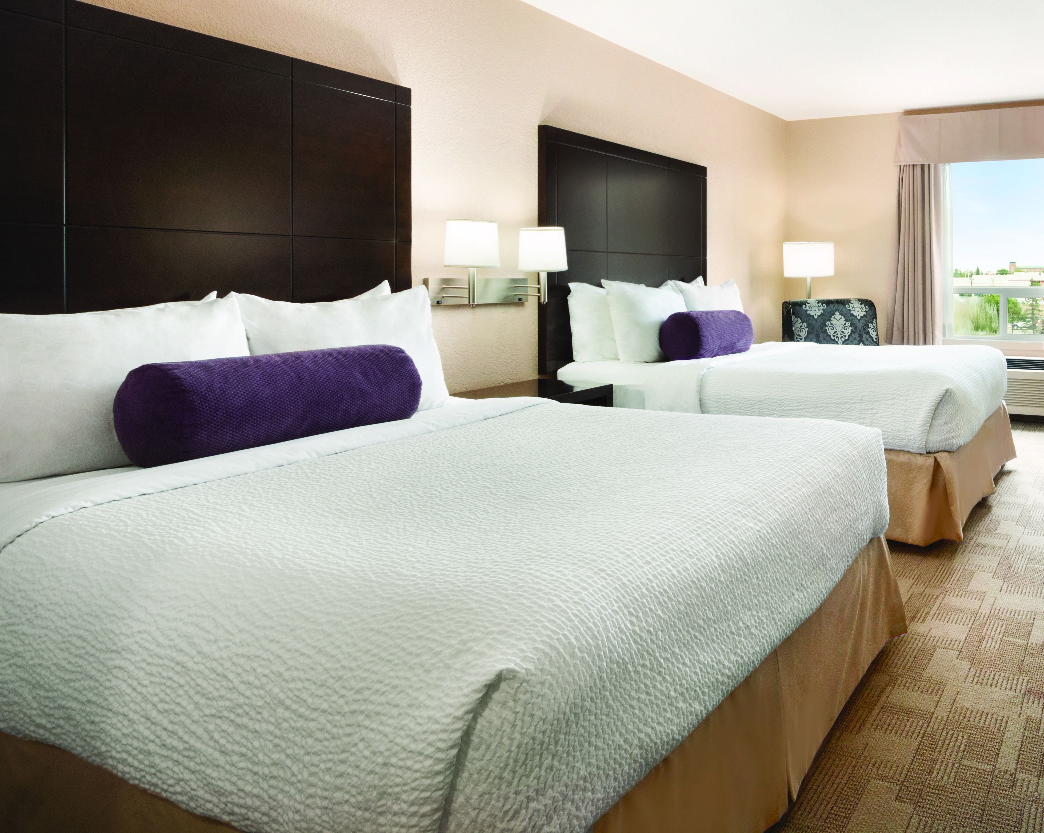 Photo - Days Inn by Wyndham Calgary Airport