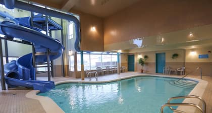 Prairie Crest Calgary Airport