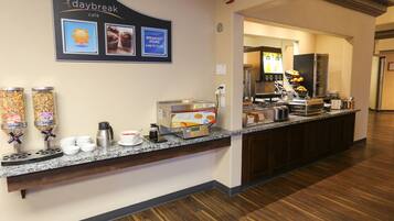 Free daily continental breakfast