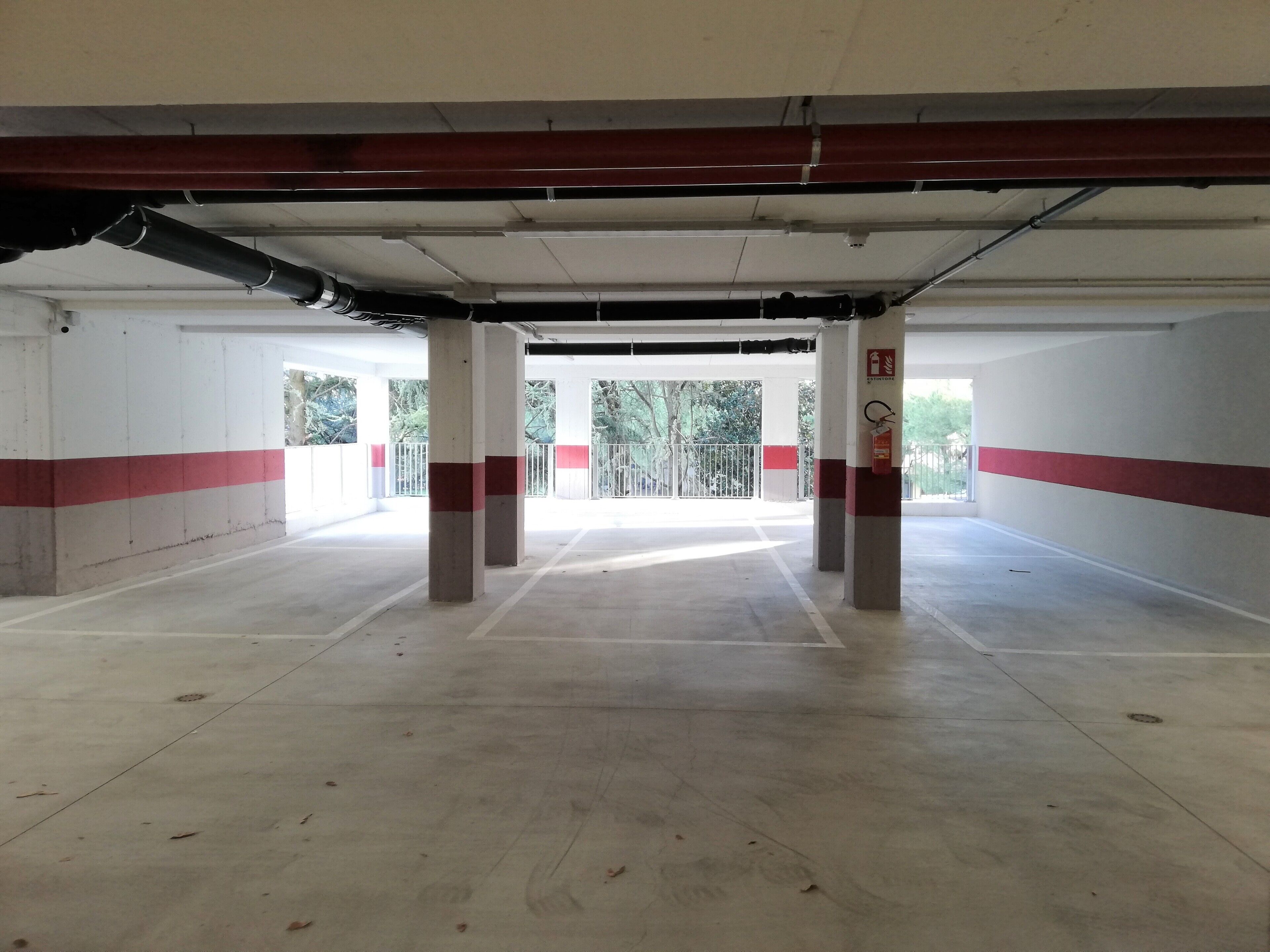 self-parking (surcharge) 10 per day