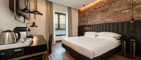 Minibar, in-room safe, desk, blackout drapes