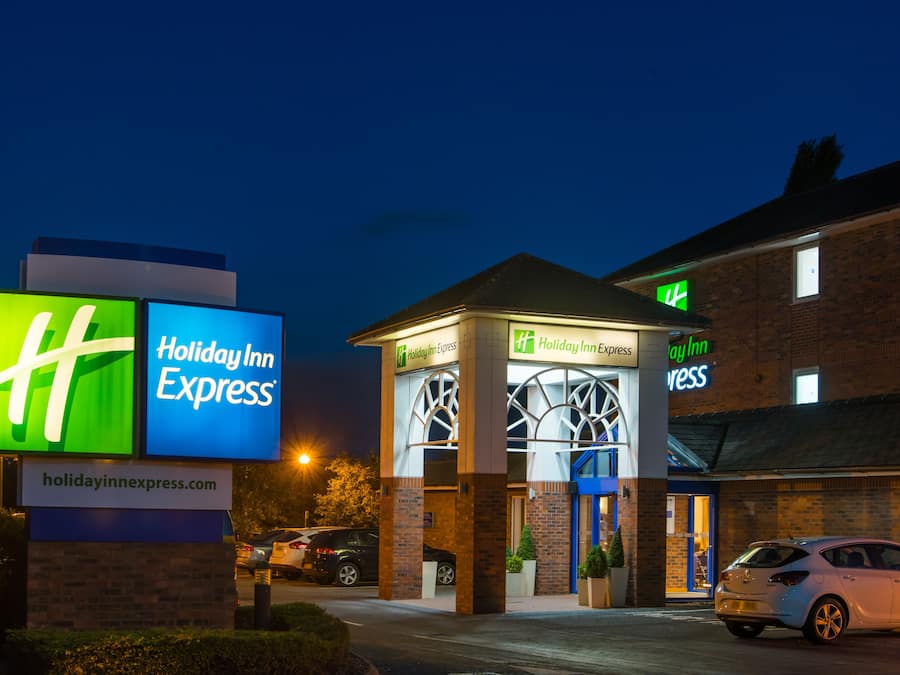 Front of property - evening/night