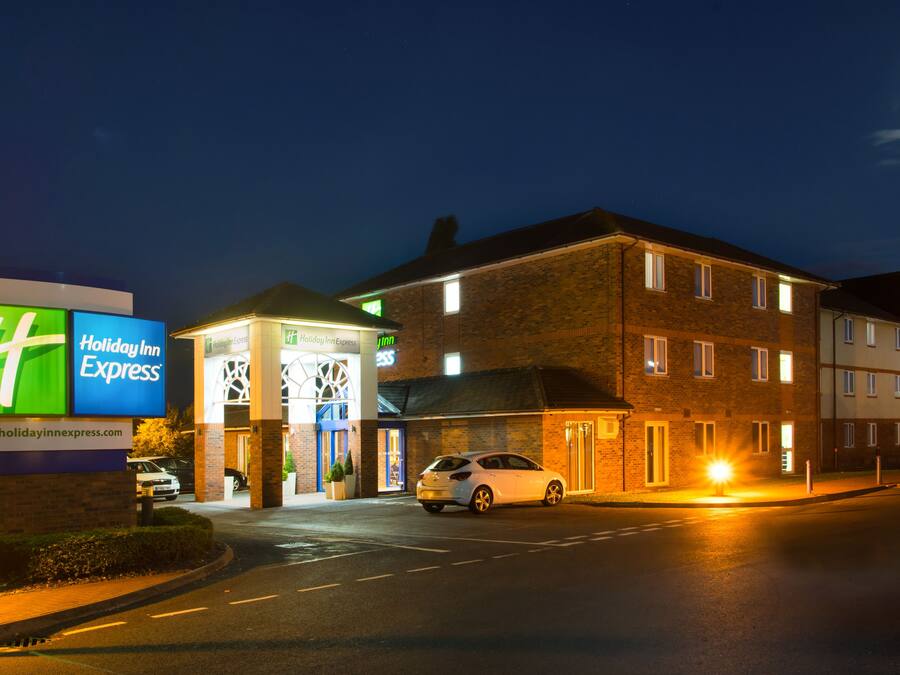 Front of property - evening/night