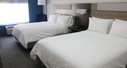 Holiday Inn Express & Suites Albermarle by IHG