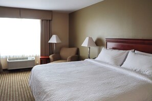 Desk, blackout curtains, iron/ironing board, free cots/infant beds - Holiday Inn Express Walla Walla by IHG (Walla Walla)