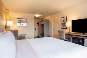 1 bedroom, premium bedding, in-room safe, individually decorated