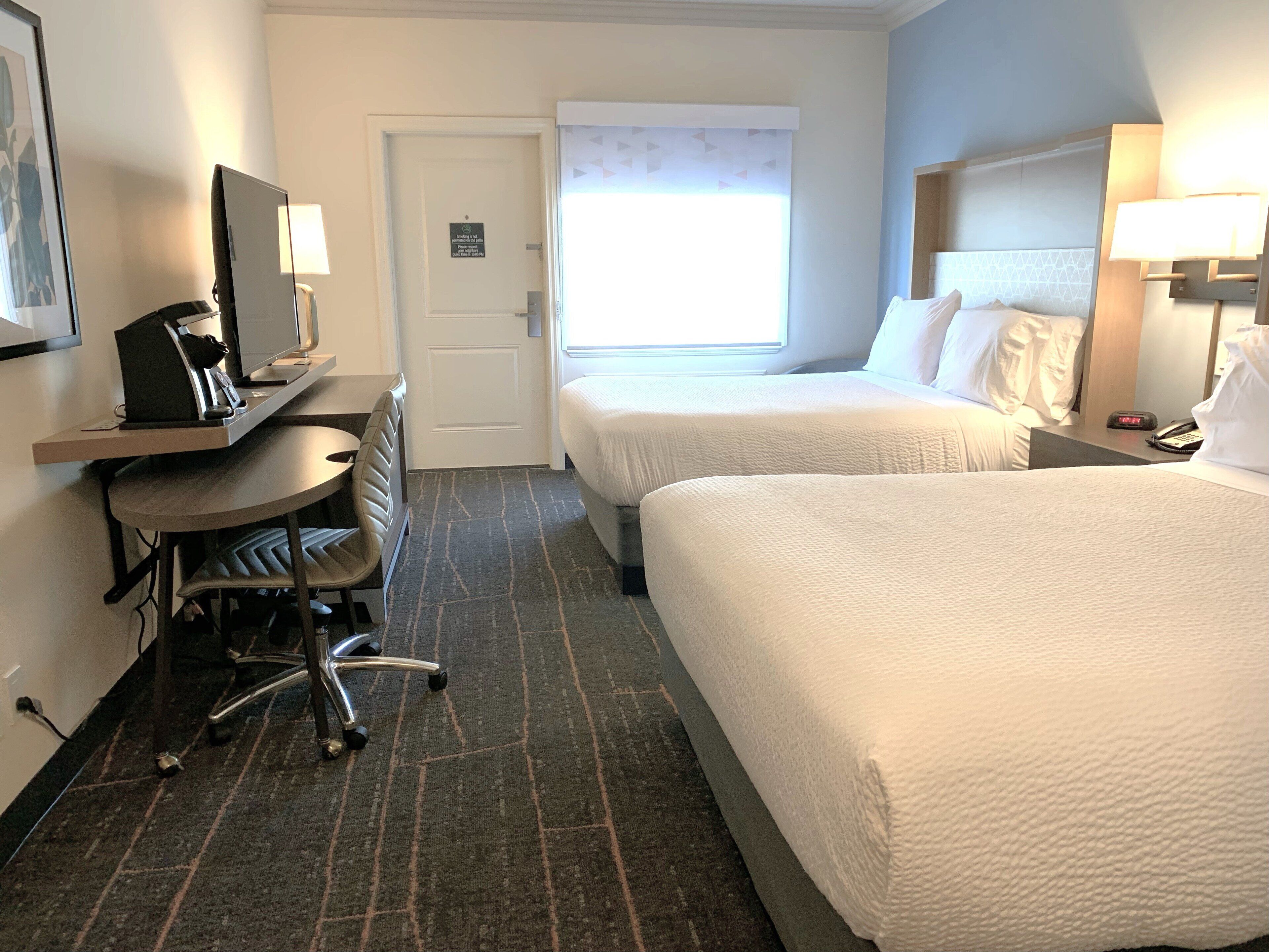 標準客房, 2 張加大雙人床, 可使用泳池 | 高級寢具、客房內保險箱、獨特裝潢、布置獨特