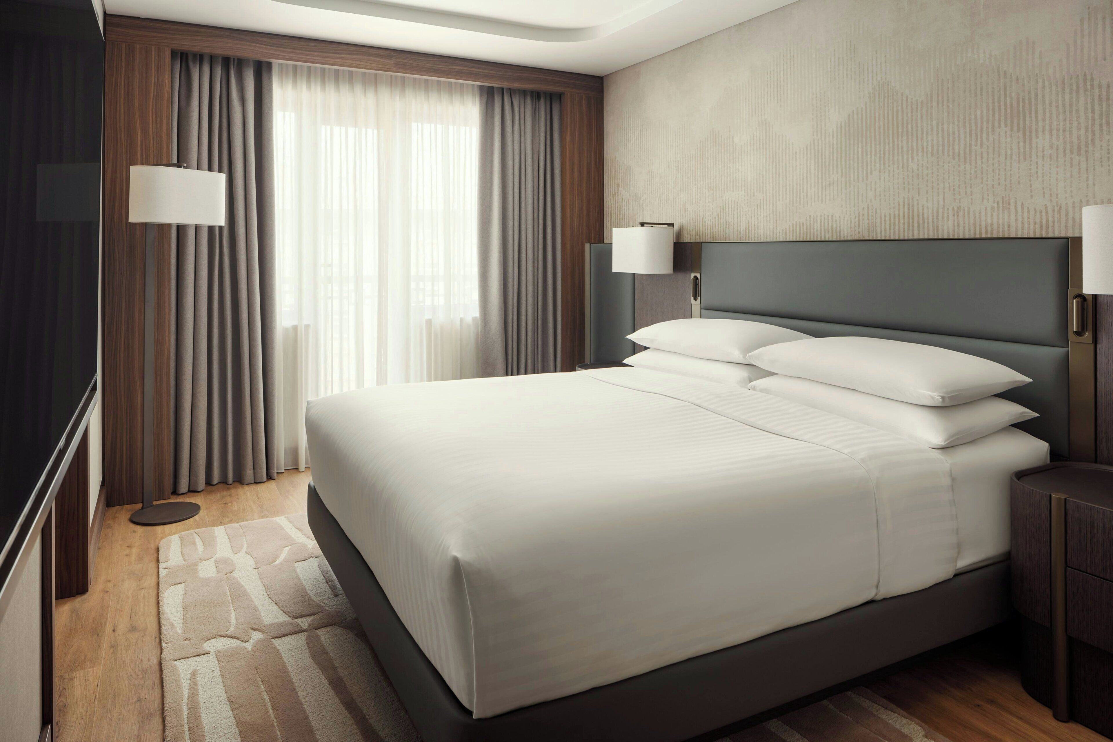 Premium bedding, down duvets, minibar, in-room safe
