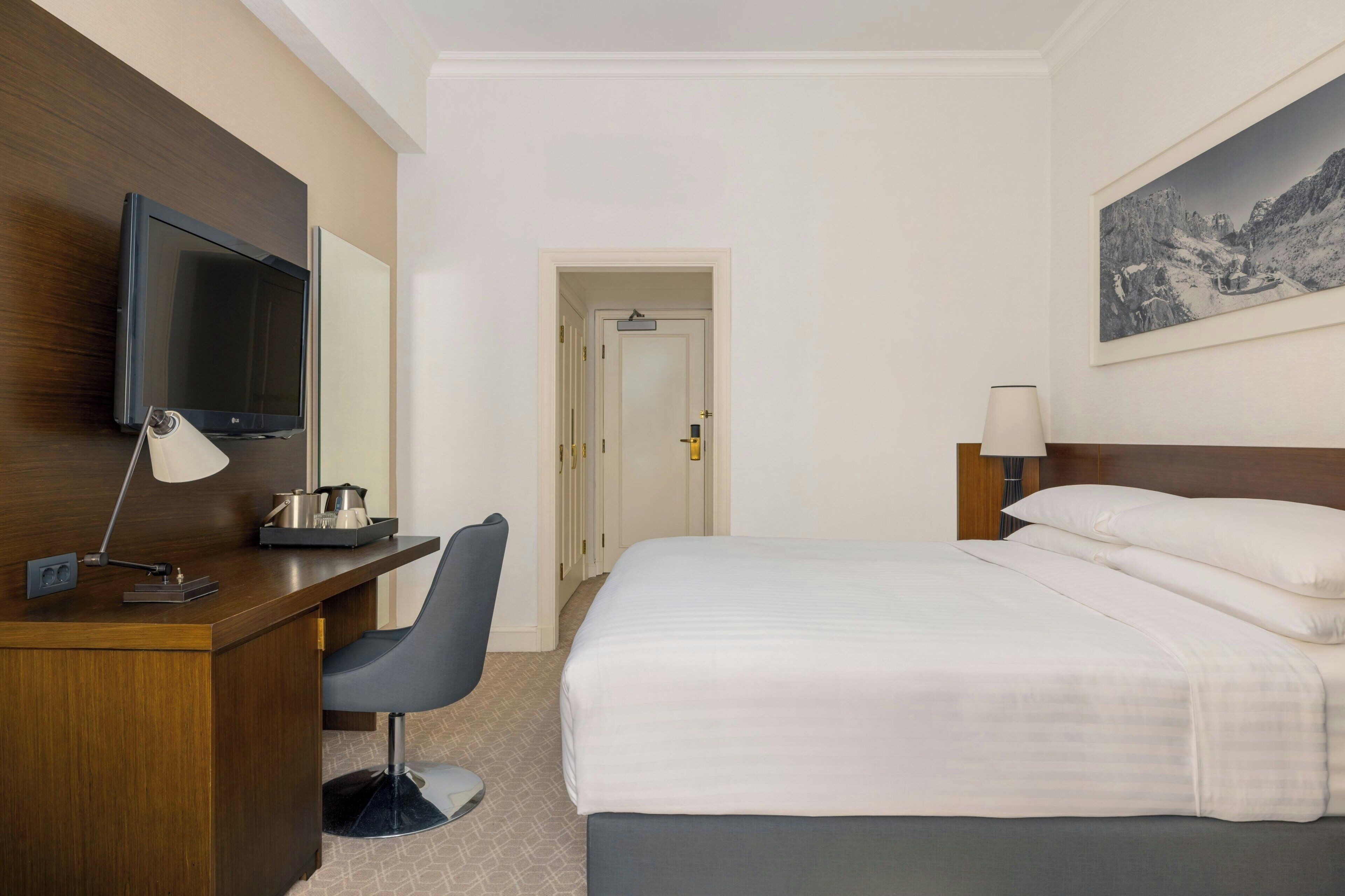 Ropa de cama de alta calidad, edredón y minibar 