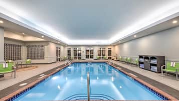 Una piscina techada