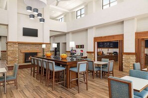 Desayuno buffet incluido todos los días