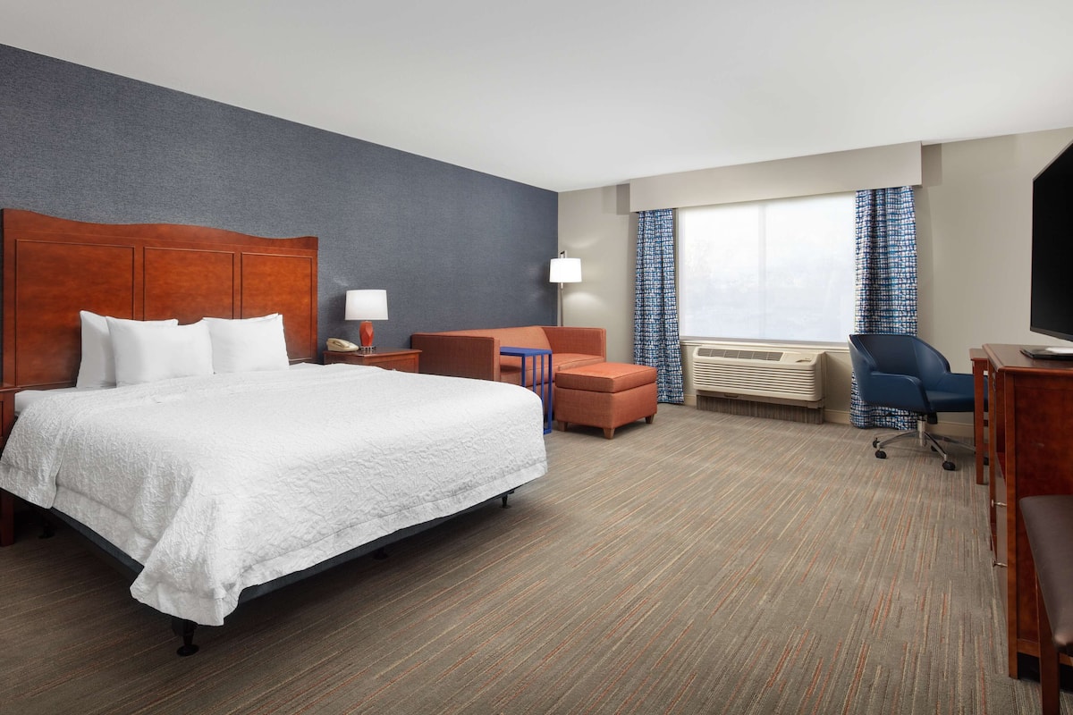 Premium bedding, blackout curtains, soundproofing, cots/infant beds
