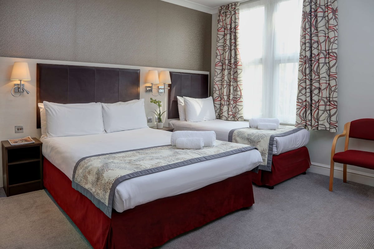 Standard Room, Multiple Beds, Non Smoking