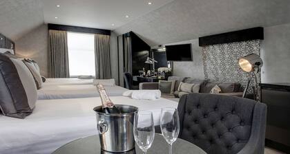 Best Western Chiswick Palace & Suites