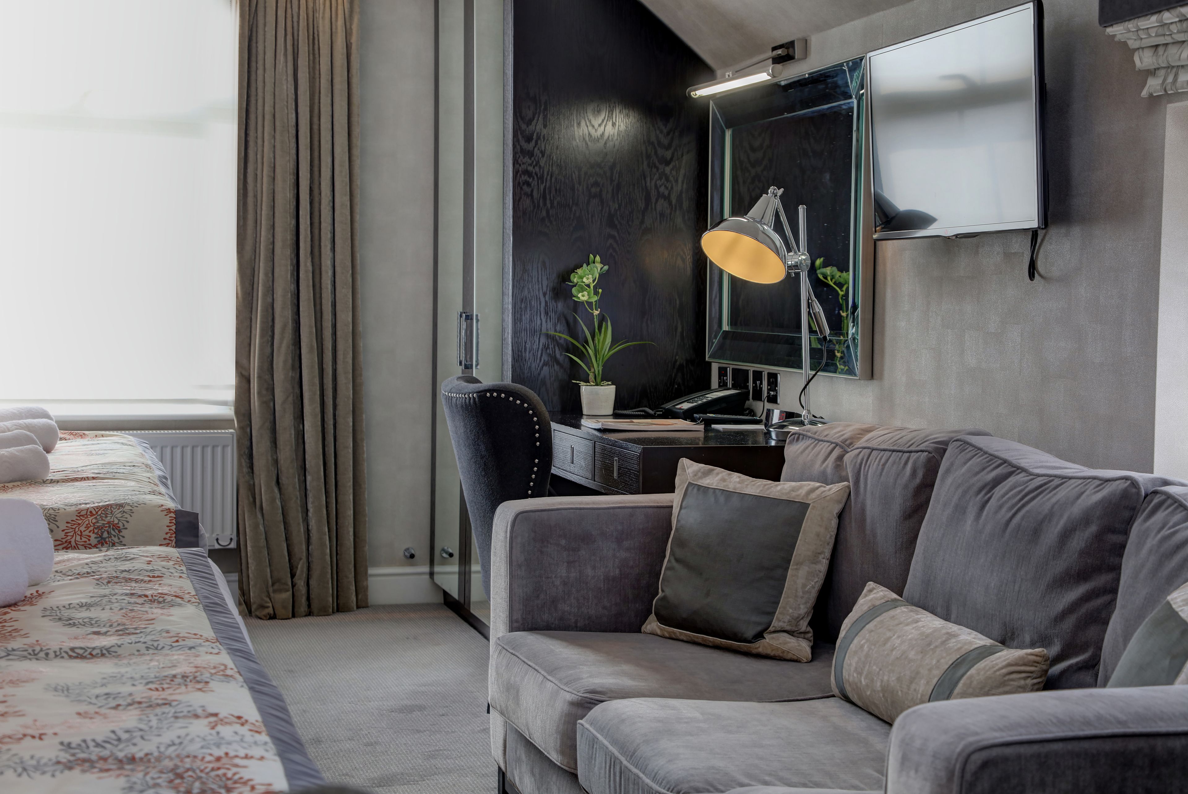 Photo - Best Western Chiswick Palace & Suites London