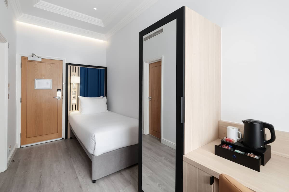 Standard Single Room No Window