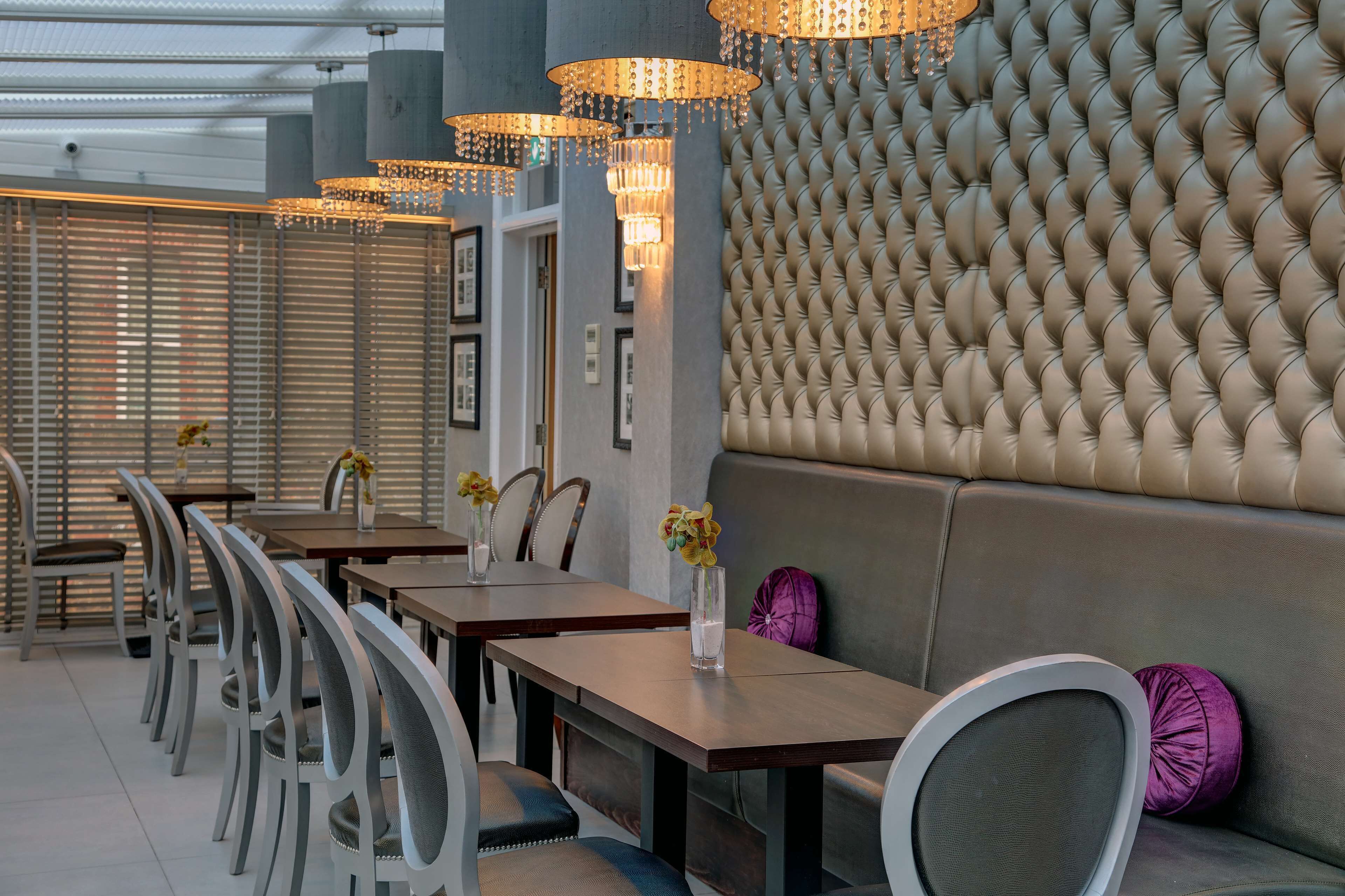 Photo - Best Western Chiswick Palace & Suites London