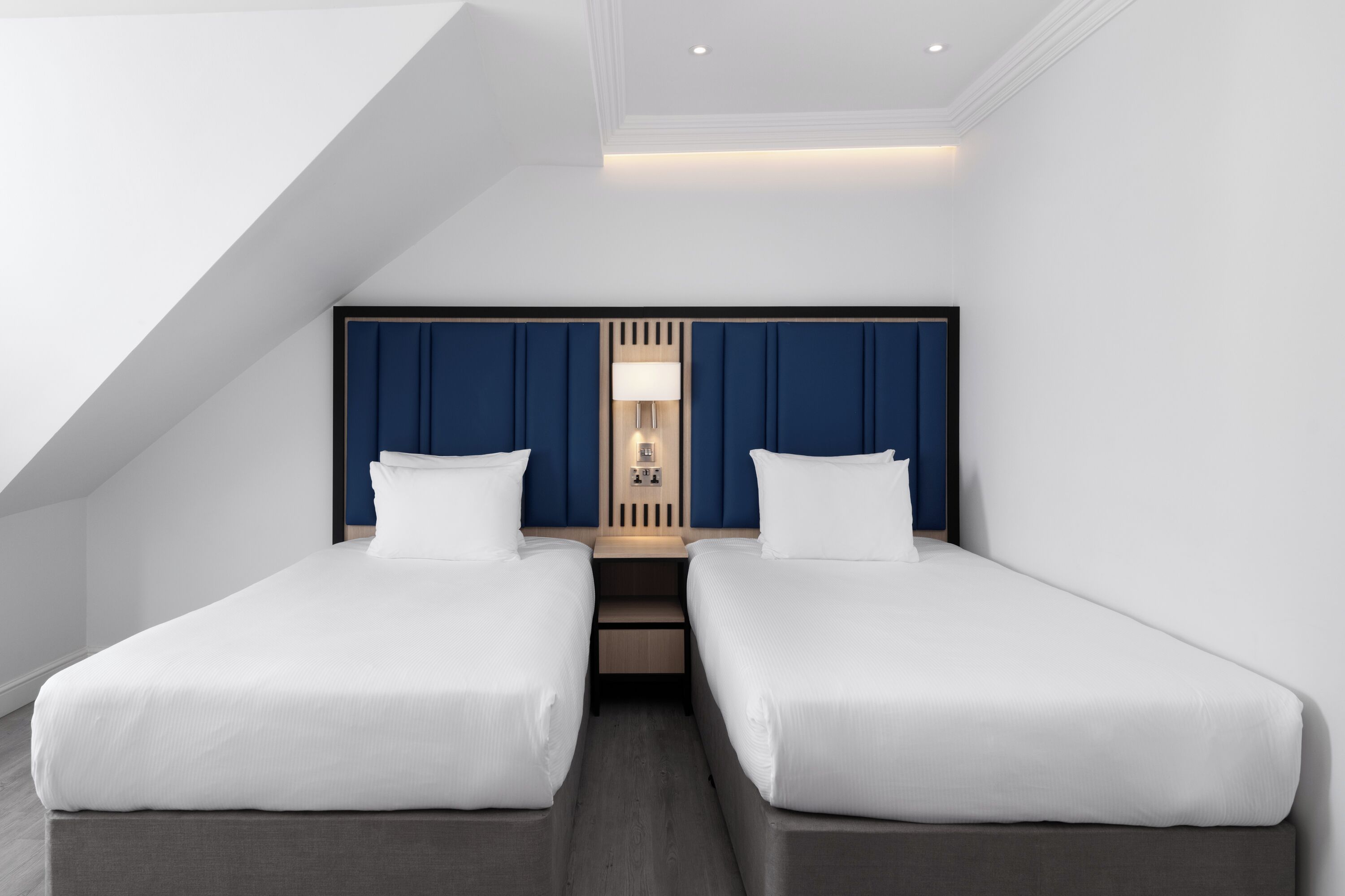 Twin Room, 2 Twin Beds | In-room safe, desk, laptop workspace, soundproofing