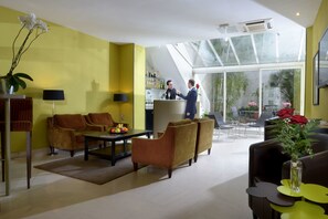 Lounge - Hôtel Orchidée (Paris)