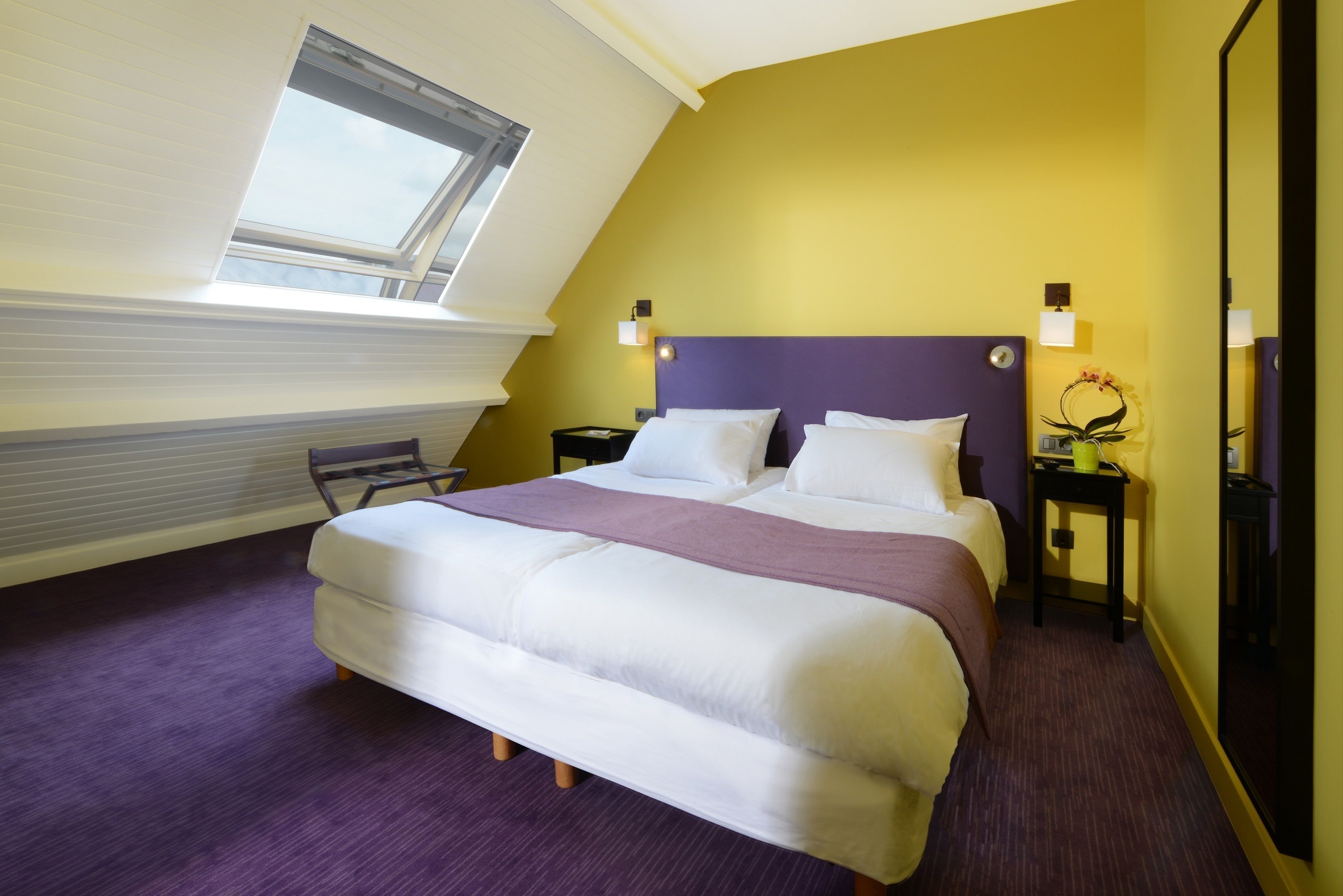 double room, city view | in-room safe, individually decorated, individually furnished, desk