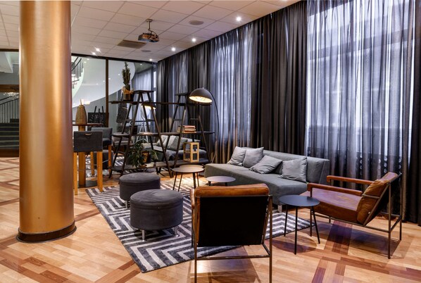 Bar (in der Unterkunft)