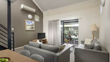 Apartment, 3 Bedrooms | Living area | LCD TV