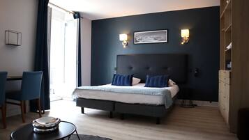 1 habitación, ropa de cama de alta calidad y minibar
